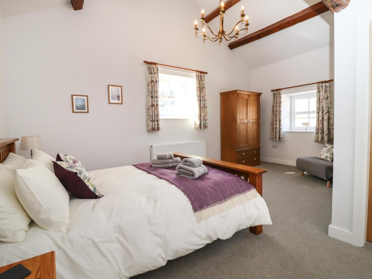 3 Hull House Cottage Скиптън Екстериор снимка