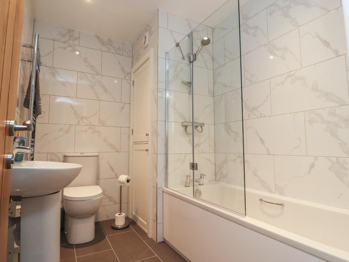 3 Hull House Cottage Скиптън Екстериор снимка